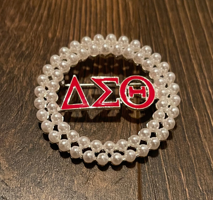 Pearl ΔΣΘ Lapel Pin (Round)