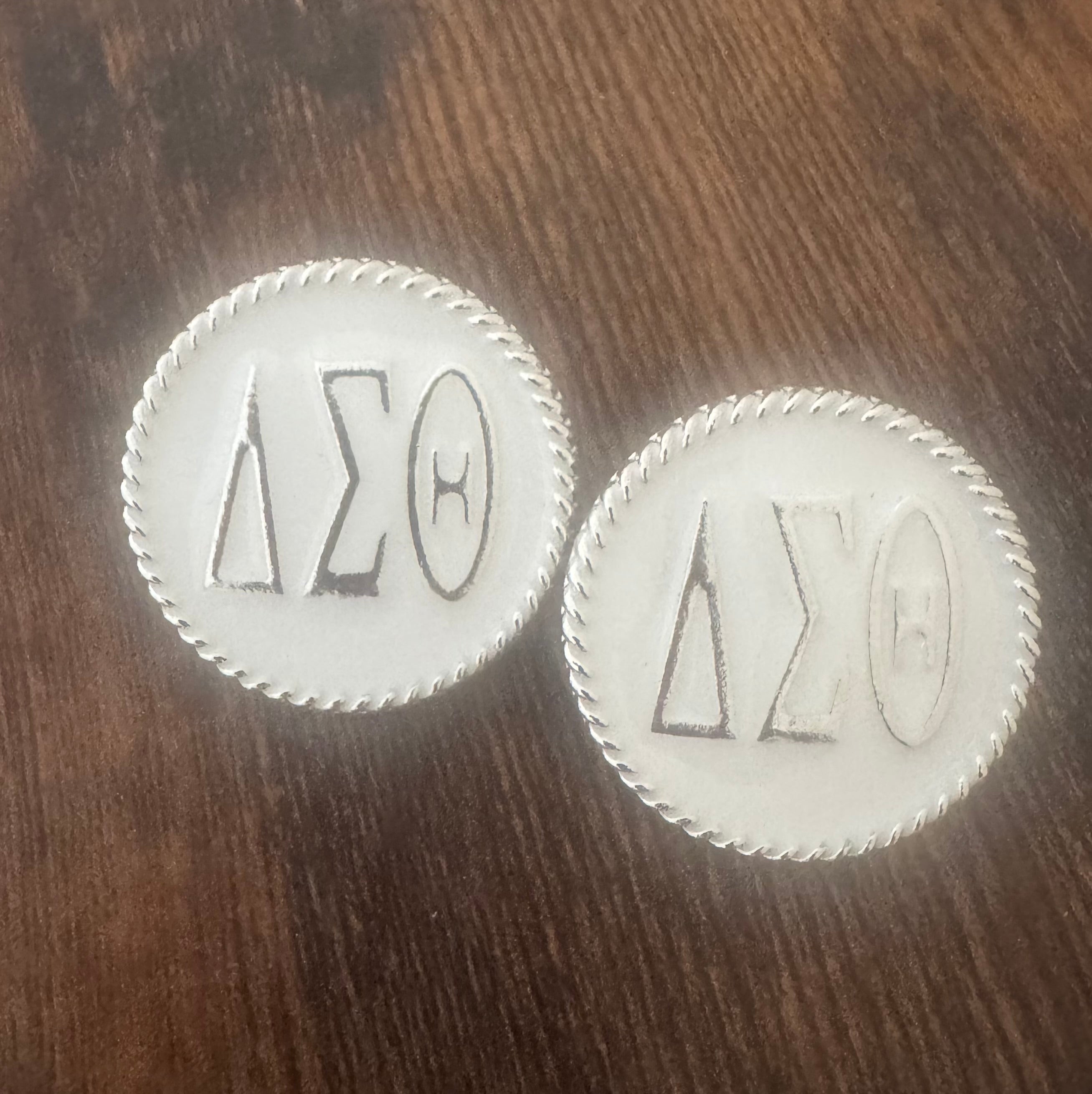 ΔΣΘ Button Studs