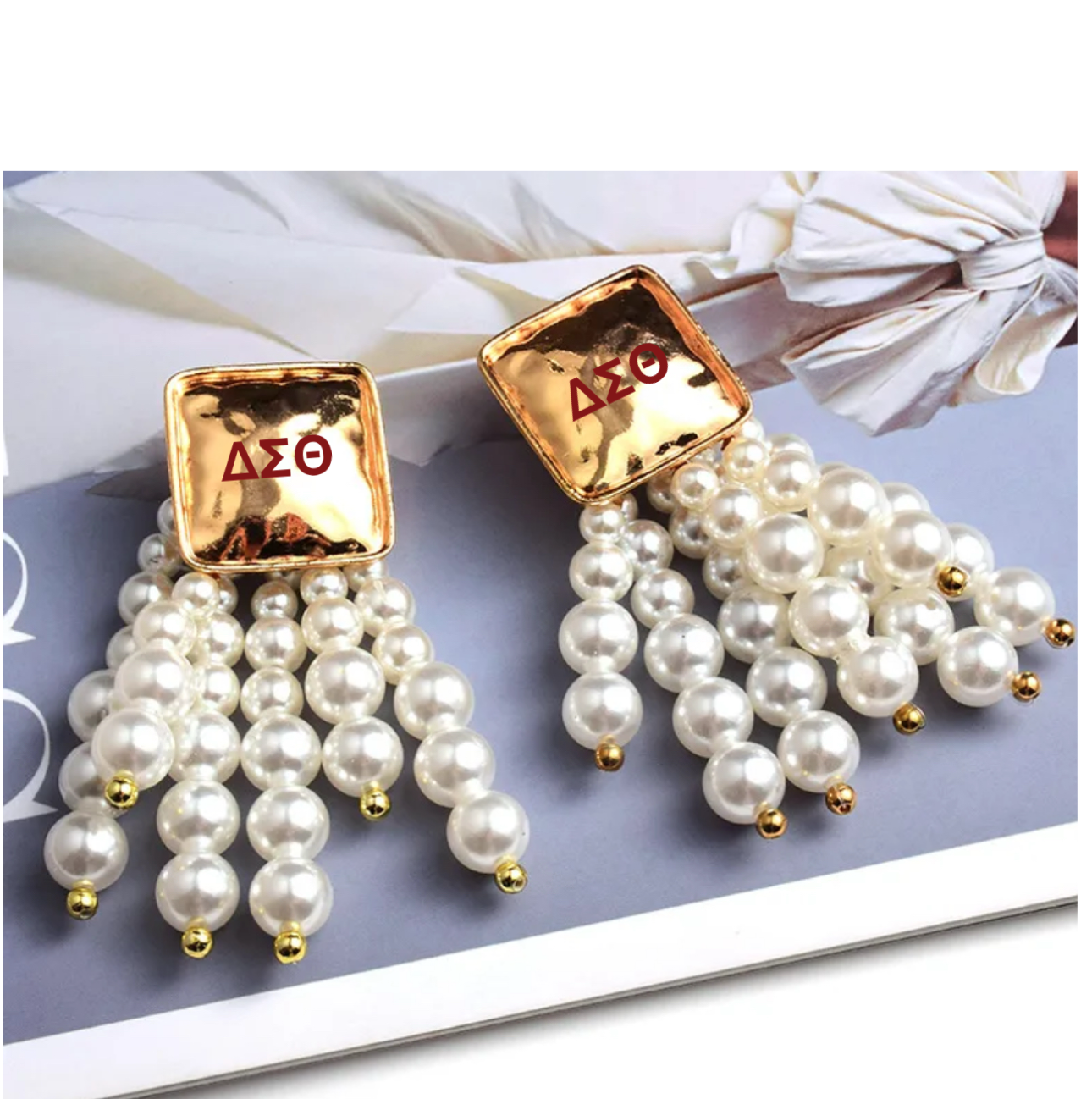 ΔΣΘ Pearl Explosion Studs
