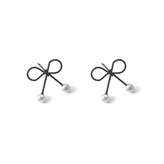 Pearl Bow Earrings