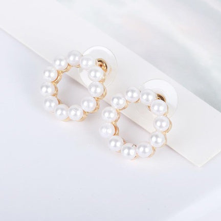 Circle of pearls stud earrings