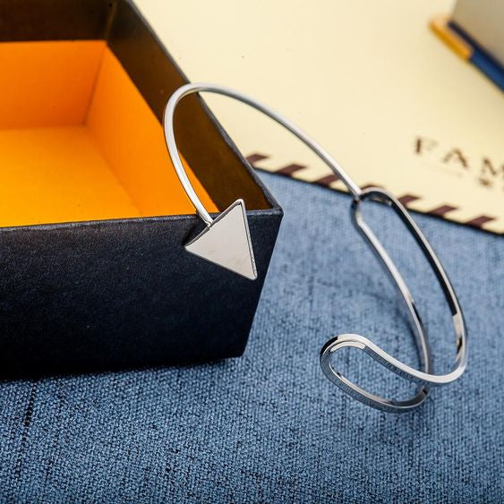 Pyramid Tip Bangle