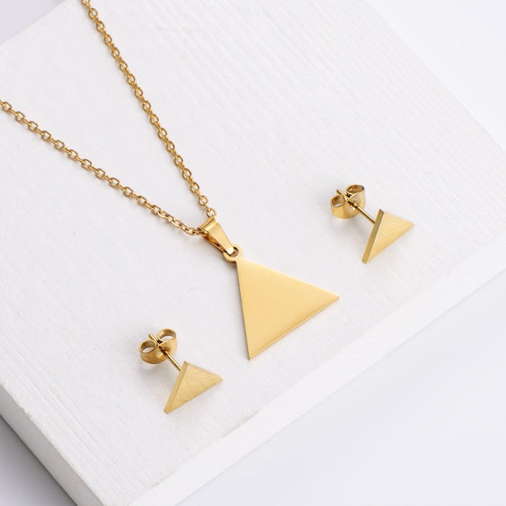 Solid Pyramid Necklace Set
