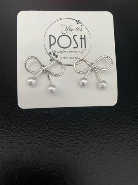 Bow Tie Pearl Studs