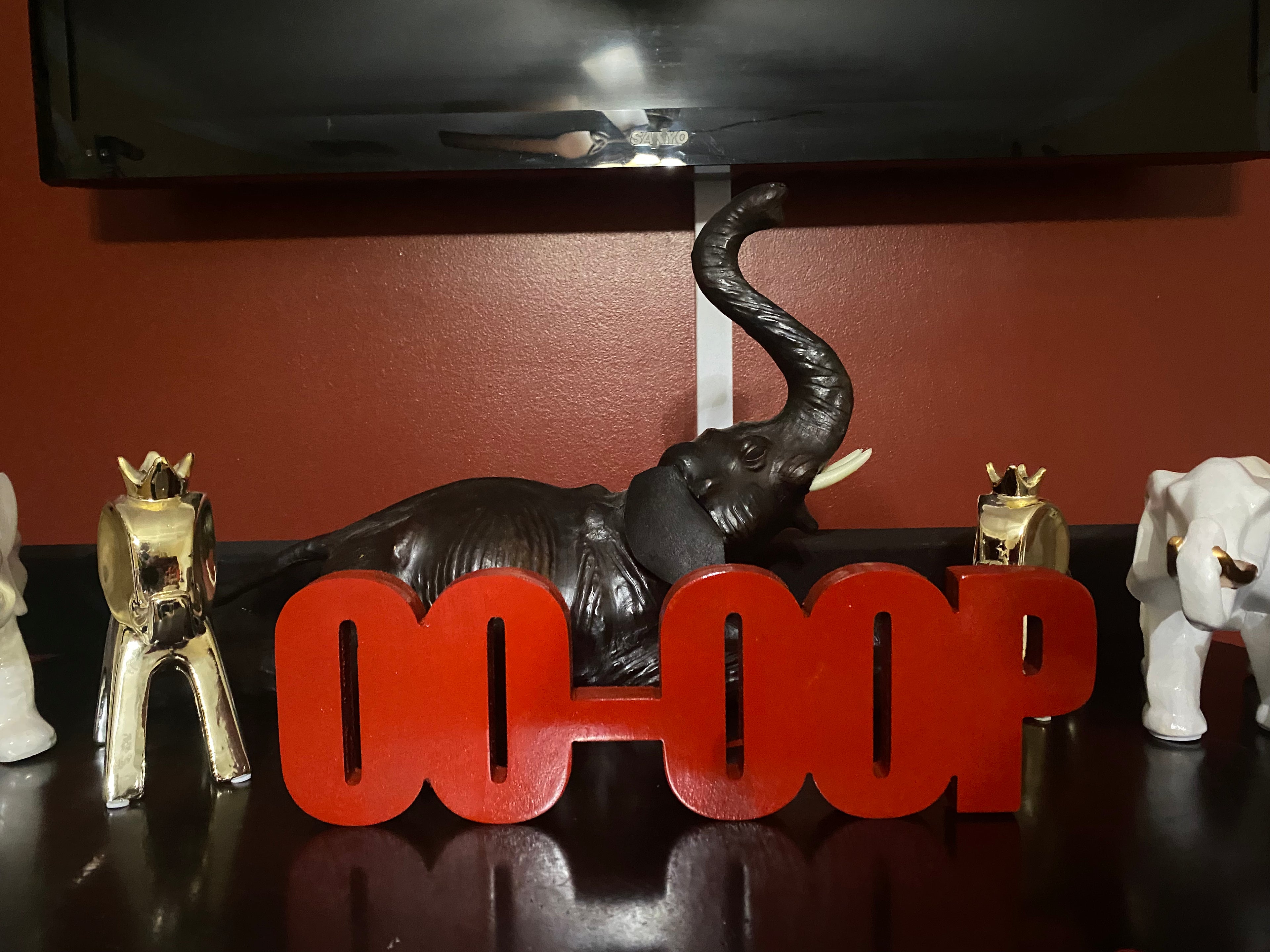 Wooden Oo-oop Sign