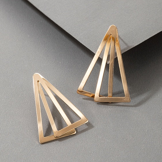 Double Pyramid Studs