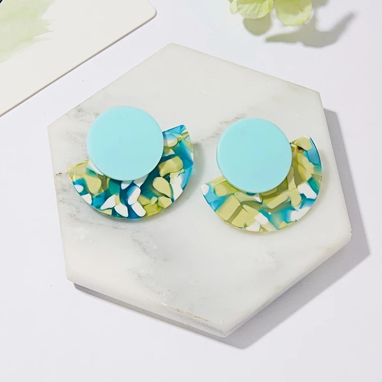 Green Acrylic Color Bomb