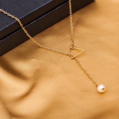 Pyramid Pearl Necklace