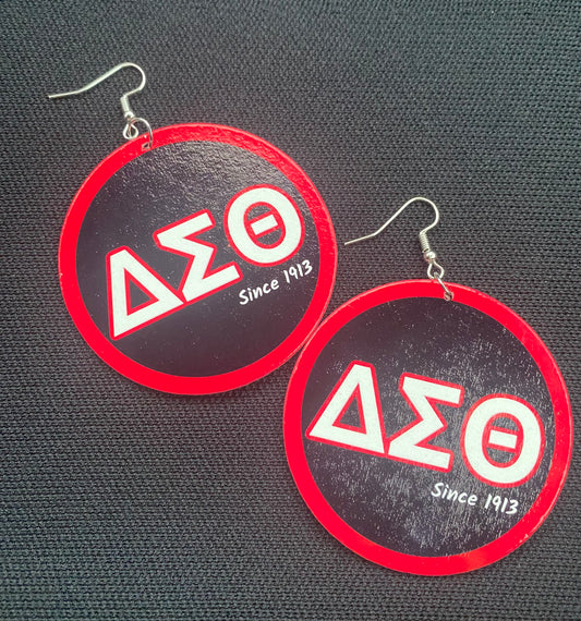 Black ΔΣΘ wooden earrings